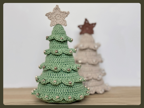 Weihnachtsbaum, Tannenbaum m. Perlen, Weihnachtsdeko für den Winter häkeln