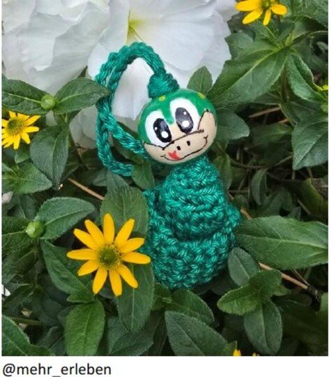 Crochet pattern: Tree python worm