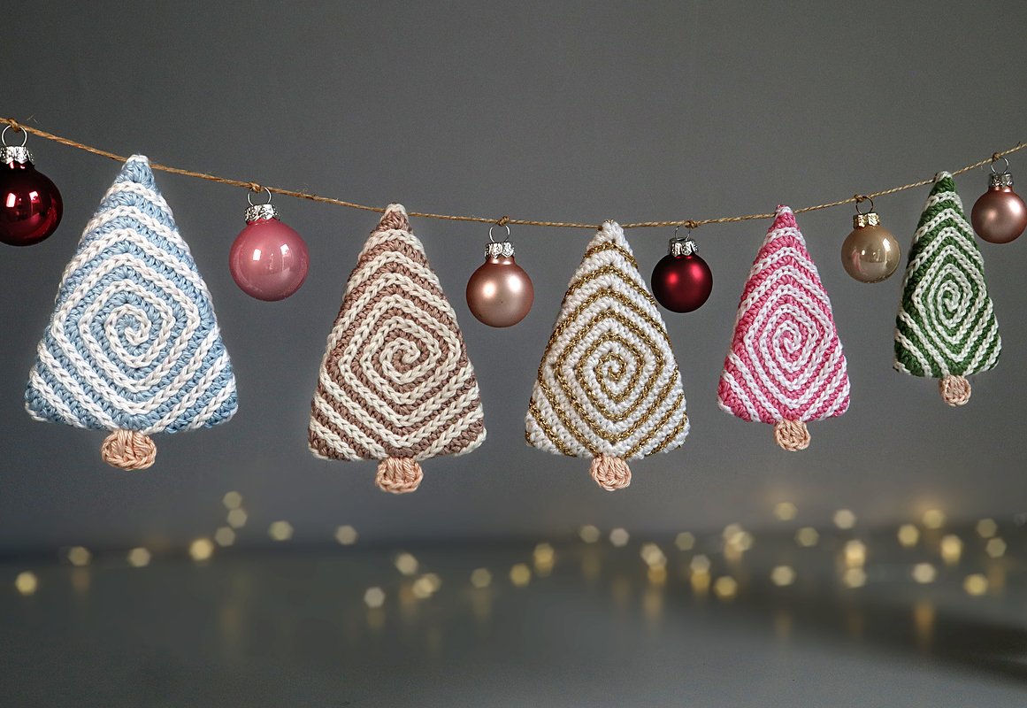 Granny Bäumchen „Nordic Twist“ - Girlande, Baumschmuck, Geschenkanhänger