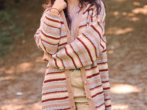 Mantel mit Strukturmustern