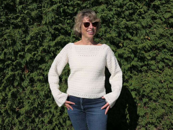 Häkelanleitung Pullover Cremosa - zeitlos schöner Damenpullover in Wollweiß