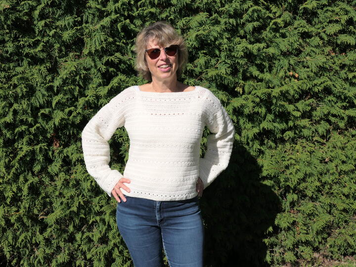 Häkelanleitung Pullover Cremosa - zeitlos schöner Damenpullover in Wollweiß