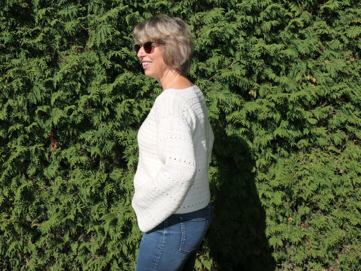 Häkelanleitung Pullover Cremosa - zeitlos schöner Damenpullover in Wollweiß