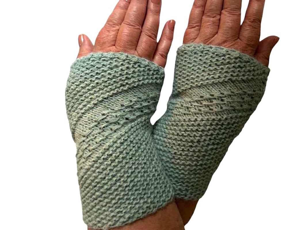 Armstulpen "Digi", m. Musterstreifen, diagonal gestrickt, alle Größen - Bild 4