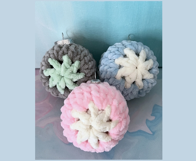 Cozyballs Nr. 1 Christbaumkugeln aus Chenillewolle, Häkelanleitung PDF