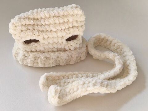 Häkelanleitung für Mütze und Schal für Amigurumi-Hund