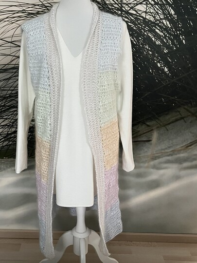 Lange Weste in Pastell