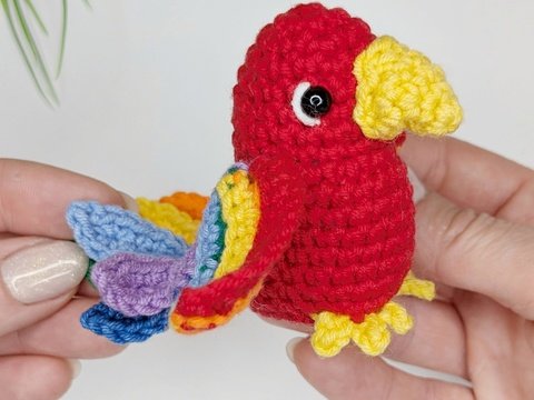 Parrot Crochet Pattern, Easy Crochet Amigurumi Bird Pattern