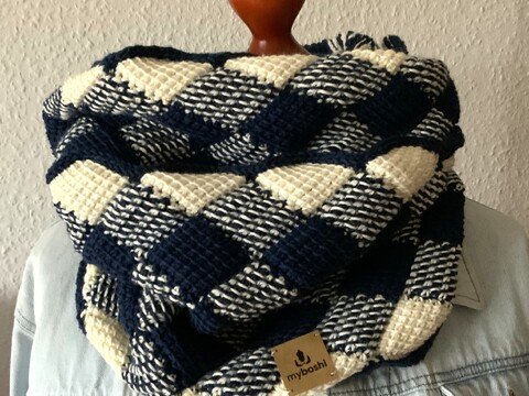 Delaine, tunesisch gehäkelter Loop in Entrelac-Technik