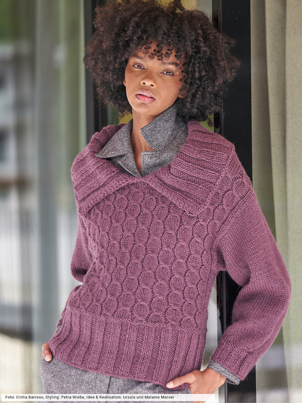 Zopfmuster-Pulli mit großen Kragen