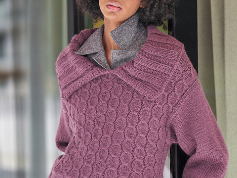 Zopfmuster-Pulli mit großen Kragen