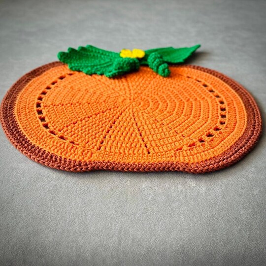 Crochet Pattern Pumpkin Placemat for Halloween Table Decor