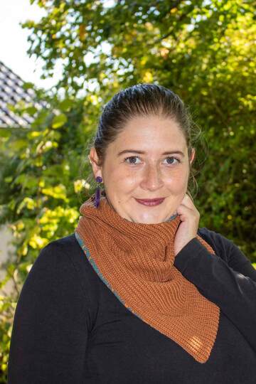 Schnittmuster Dreiecksschal in Loopschalform nähen – „Vor Kälte geschützt“