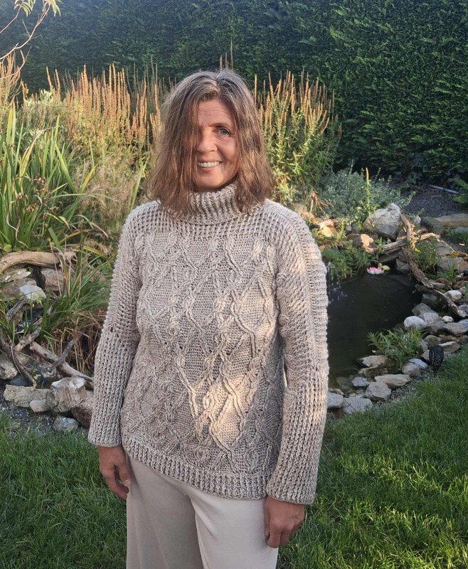 Pulli/Kleid Abracci, in einem Stück gehäkelt, 4 Ausschnittvarianten - Bild 11