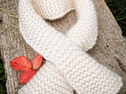 Steckschal stricken | Babyschal mit Schlitz zum Durchziehen | Kinderschal