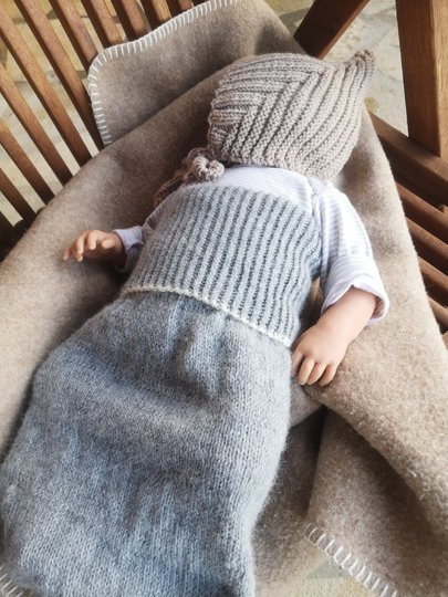 Knitting pattern baby swaddle wrap bag | baby sleeping sack like a cocoon