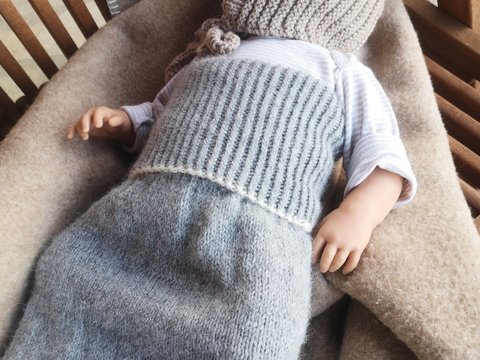 Knitting pattern baby swaddle wrap bag | baby sleeping sack like a cocoon