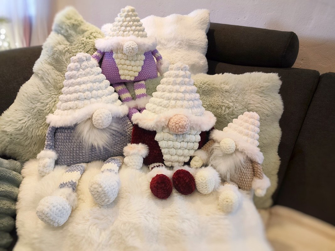 Wichtel Kissen - die kuschelige Dekoidee zur Winter und Weihnachtszeit - Bild 6