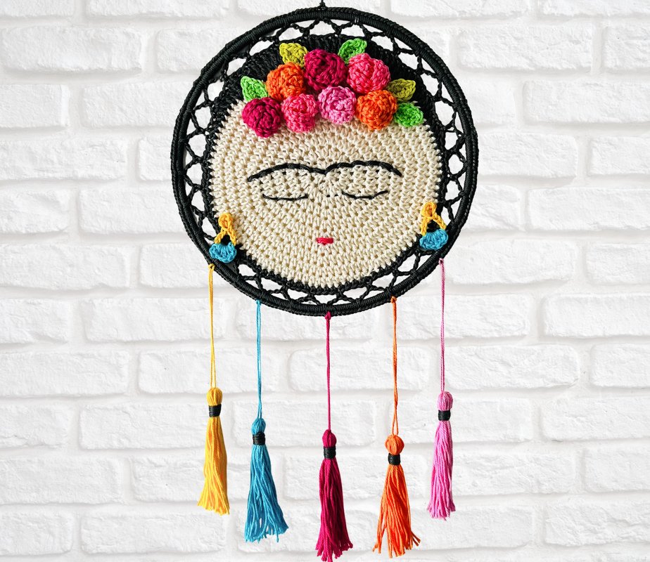 Dreamcatcher Mexican Beauty, woman with flower crown, crochet pattern, PDF - Image 2