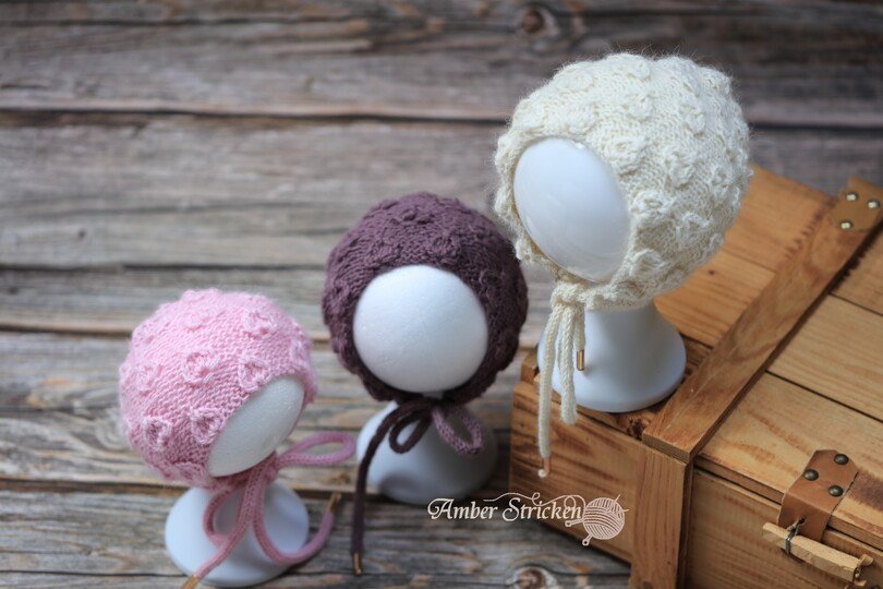 Maulbeeren Mütze/Haube/Bonnet gestrickt im Maulbeerenmuster No. 002