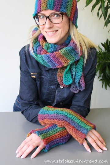 Strickanleitung Poncho SoftDream #3 + Häkelset BONUS Mütze, Tuch & Stulpen