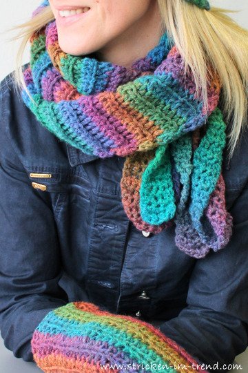 Strickanleitung Poncho SoftDream #3 + Häkelset BONUS Mütze, Tuch & Stulpen