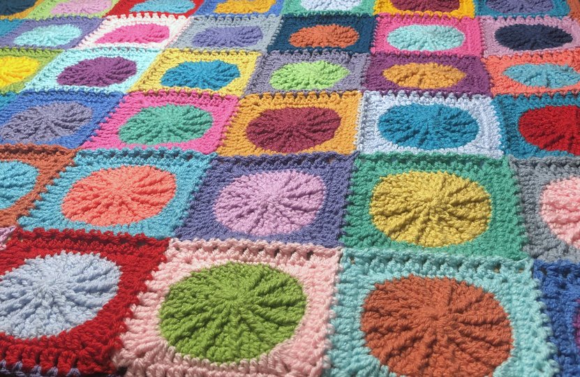 Häkeldecke UMBRELLA, Granny-Square-Decke, Join as you go Methode, PDF