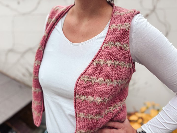 Frieda's MosaicVest | knitting pattern | knitted vest, vest