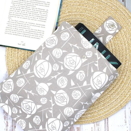 Stickdatei ITH Buchhüllen Buch Lesen Bücherschutz Handyhülle Leseratte