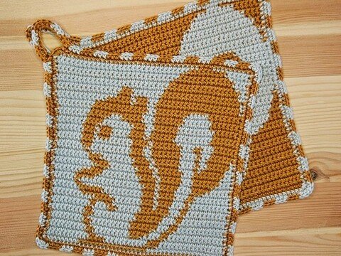 Häkelanleitung Topflappen "Eichhörnchen"