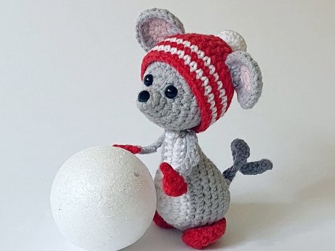 Mousе with winter hat. Crochet pattern