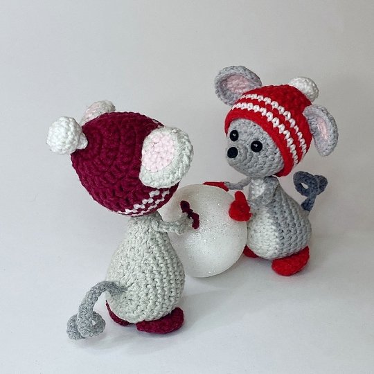 Maus mit Wintermütze. Häkelanleitung