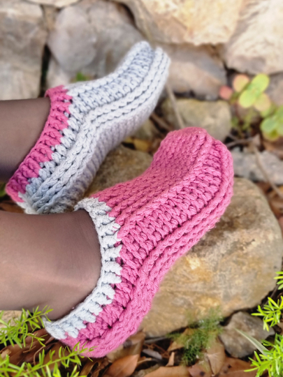 S.3 Häkelanleitung für Hausschuhe. PDF auf Englisch und Deutsch.