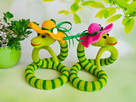 344 Snake Boa Cobra Beauty Serpent Zabelina