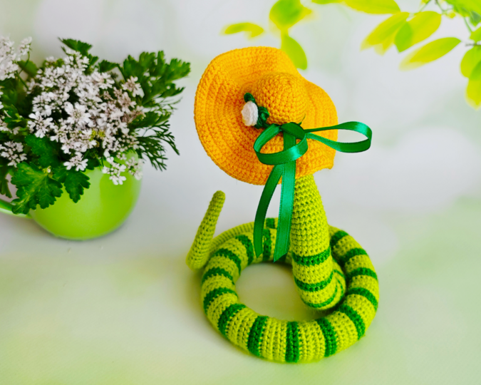 344 Snake Boa Cobra Beauty Serpent Zabelina