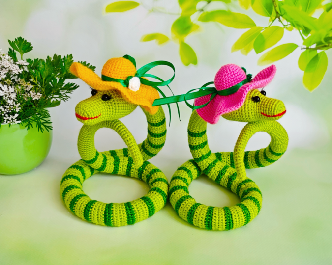 344 Snake Boa Cobra Beauty Serpent Zabelina