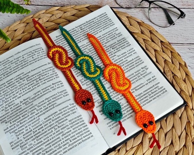 345 Snake Boa Serpent Applique, Bookmark, decor, keychain by Zabelina