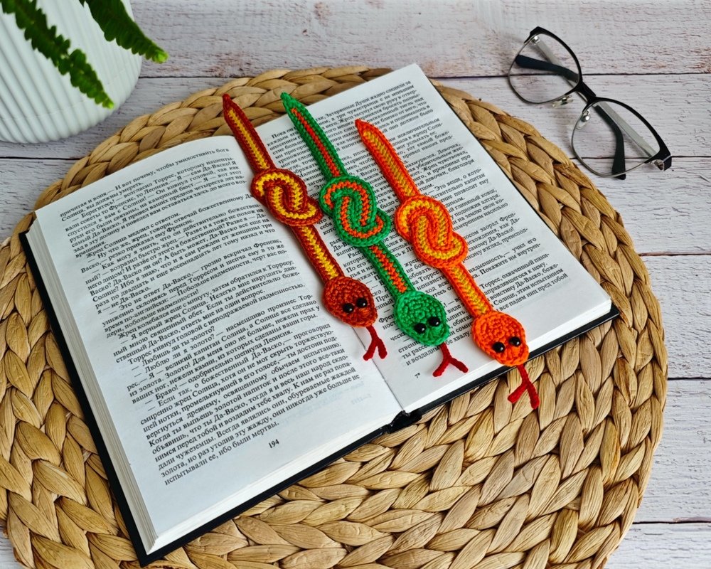 345 Snake Boa Serpent Applique, Bookmark, decor, keychain by Zabelina - Image 7