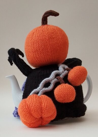TeaCosyFolk's Halloween Pumpkin Reaper Tea Cosy Knitting Pattern