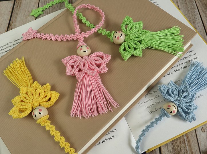 Lesezeichen Quastenengel – Geschenkband, Anhänger, Taschenbaumler