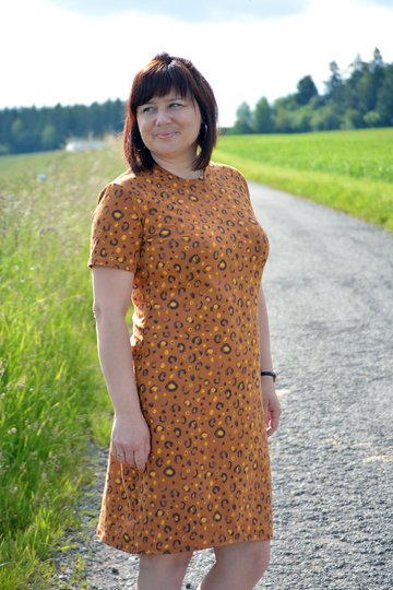 Basic Shirt + Kleid „Bjarka“ - 32-64 - E-Book und Nähanleitung