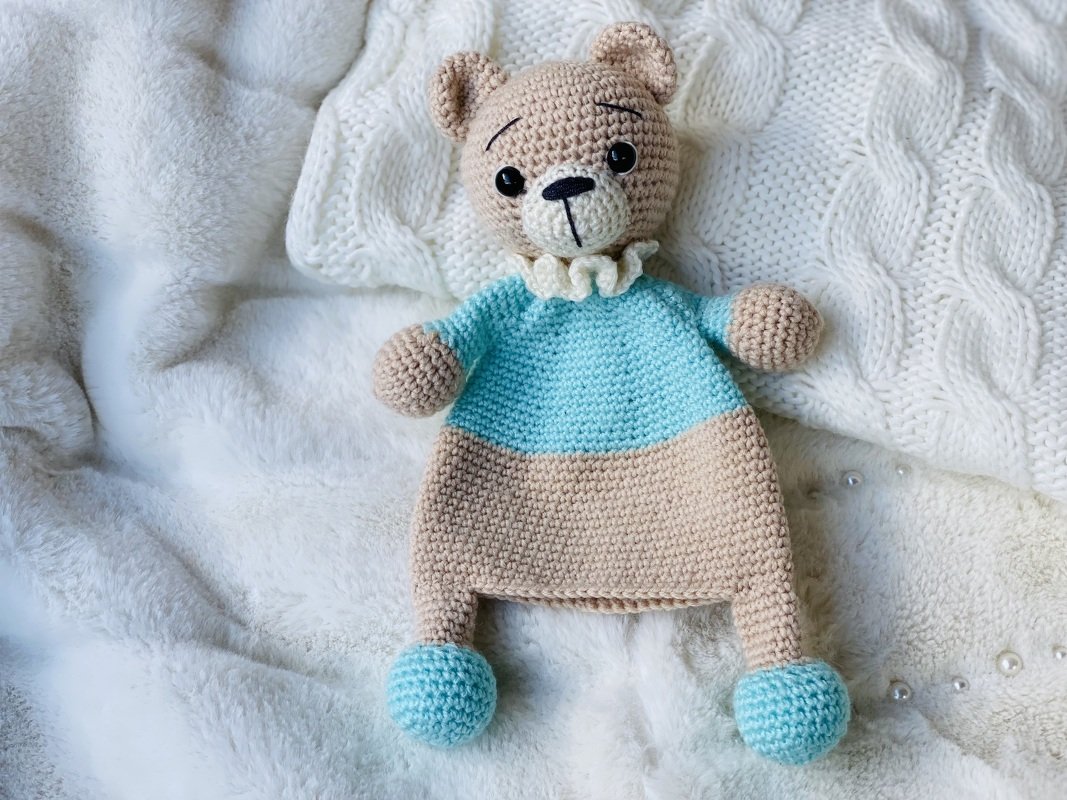 Hugging Teddy Bear - Image 3