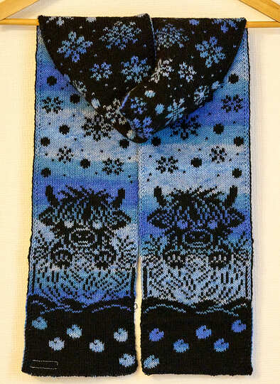 Strickanleitung Kinderschal "Abenteuer im Schneegestöber" Highland Cow