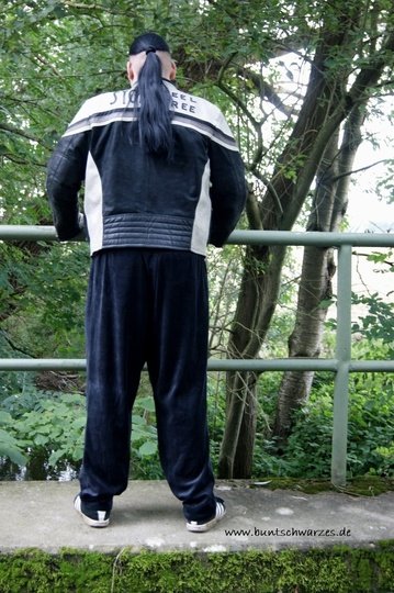 Kombi-E-Book Sweater + Joggpants Micha