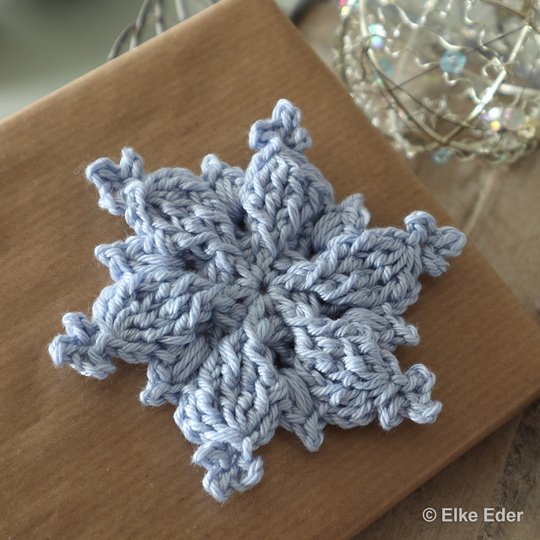 Bundle Winter Magic – 3 crochet patterns: Trees, Garland & Snowflake