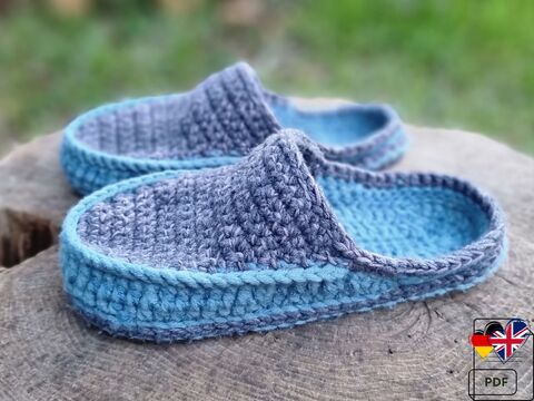S11 Men's cozy slippers. Crochet pattern PDF in English and German.