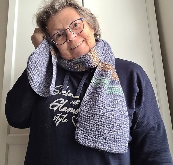 tunesisch gehäkelter Schal "Sturmflut"