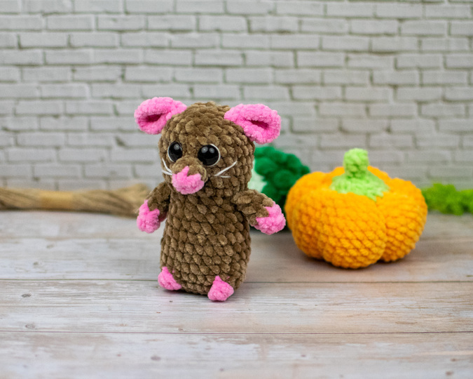Two Little Chef Mice Crochet Pattern – Easy Amigurumi PDF Tutorial