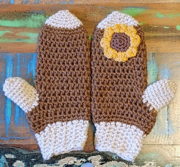 Warme Fäustlinge für die kalte Jahreszeit - klassisch oder Hippie Look