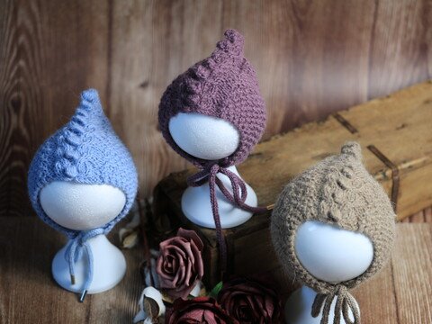 Drachen Mütze/Haube/Bonnet gestrickt im Zopf mit Noppen Strickmuster